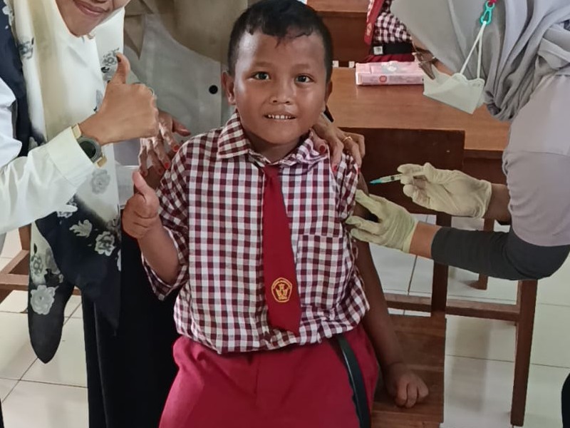 Bulan Imunisasi Anak Sekolah